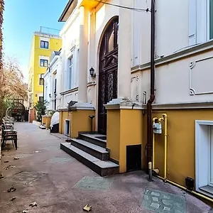 5 Stars High , Bukareszt Rumunia